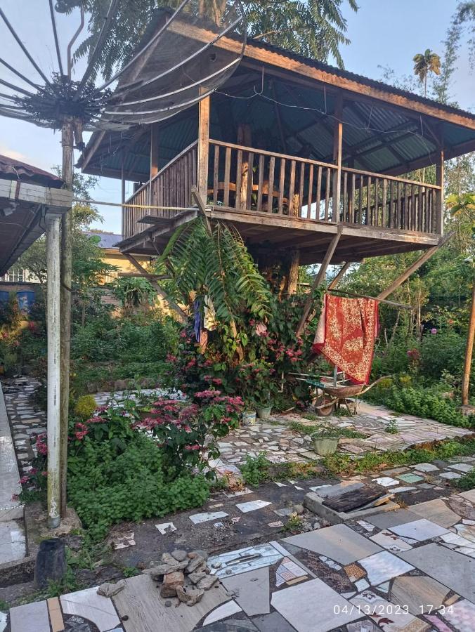 Gabelo Guest House Bukittinggi Eksteriør billede